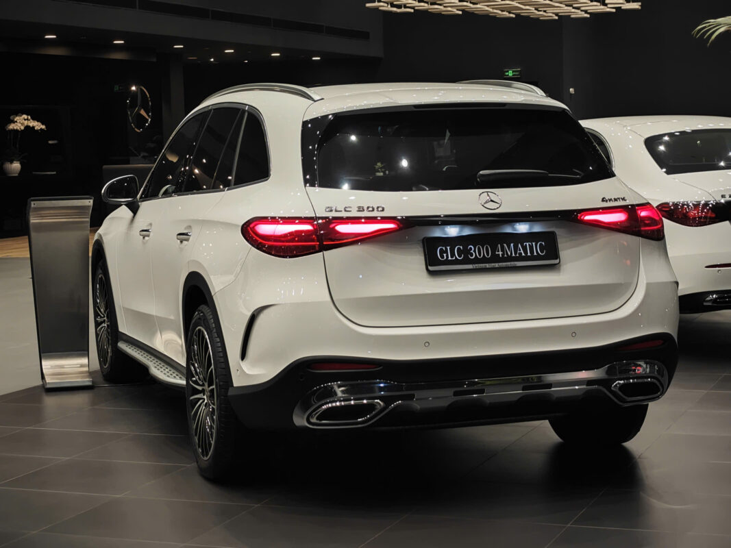 Mercedes GLC 300 Trắng