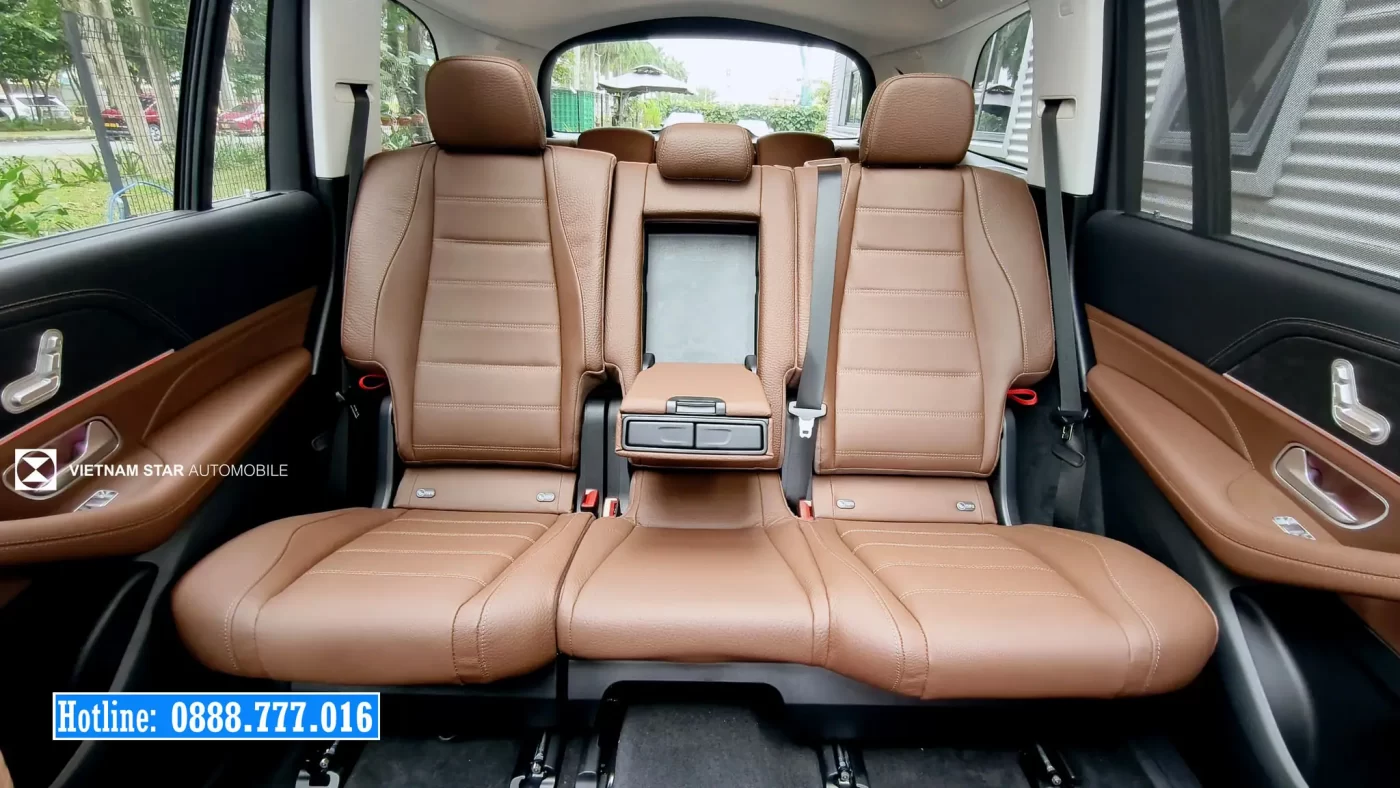 GLS 450 Facelift có hàng ghế thứ 2 rộng rãi