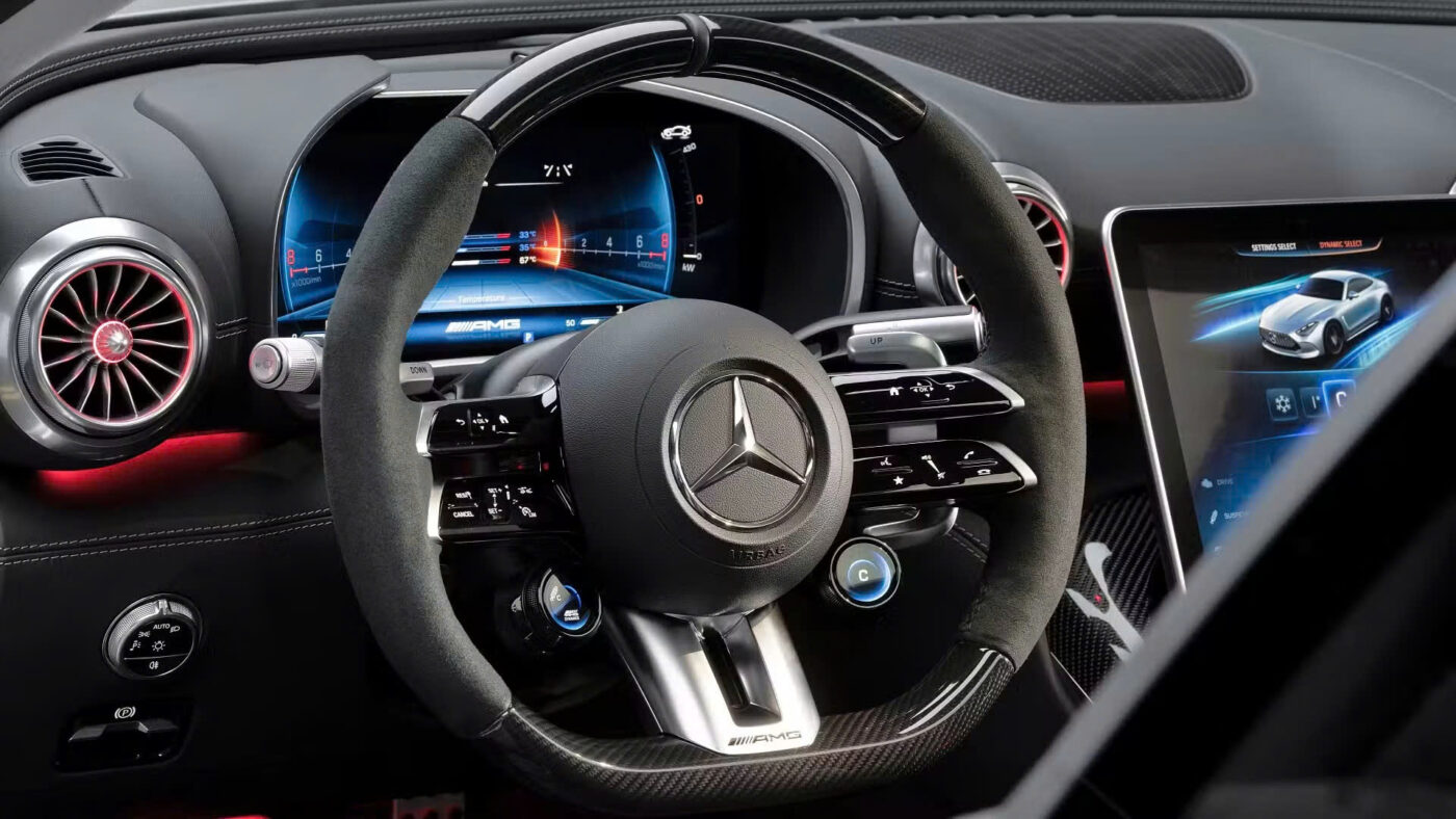 Nội thất Mercedes GT 63 AMG Coupe