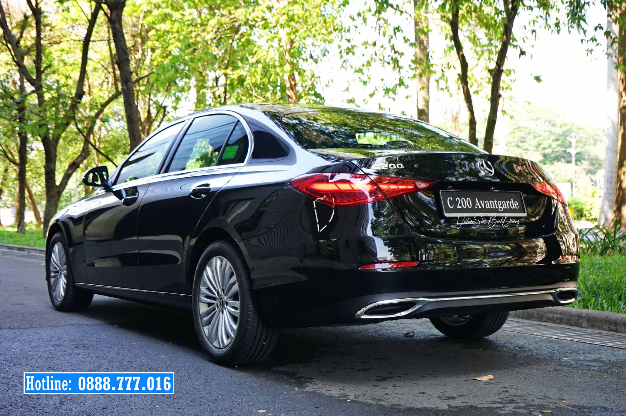 Mercedes-C200-Avantgarde-Màu-Đen-02 C200 Avantgarde