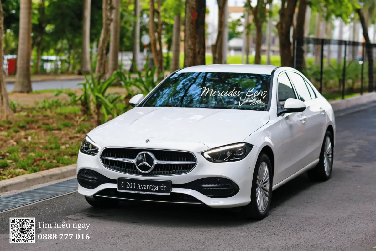 Mercedes C200 Avantgarde Mau Trang