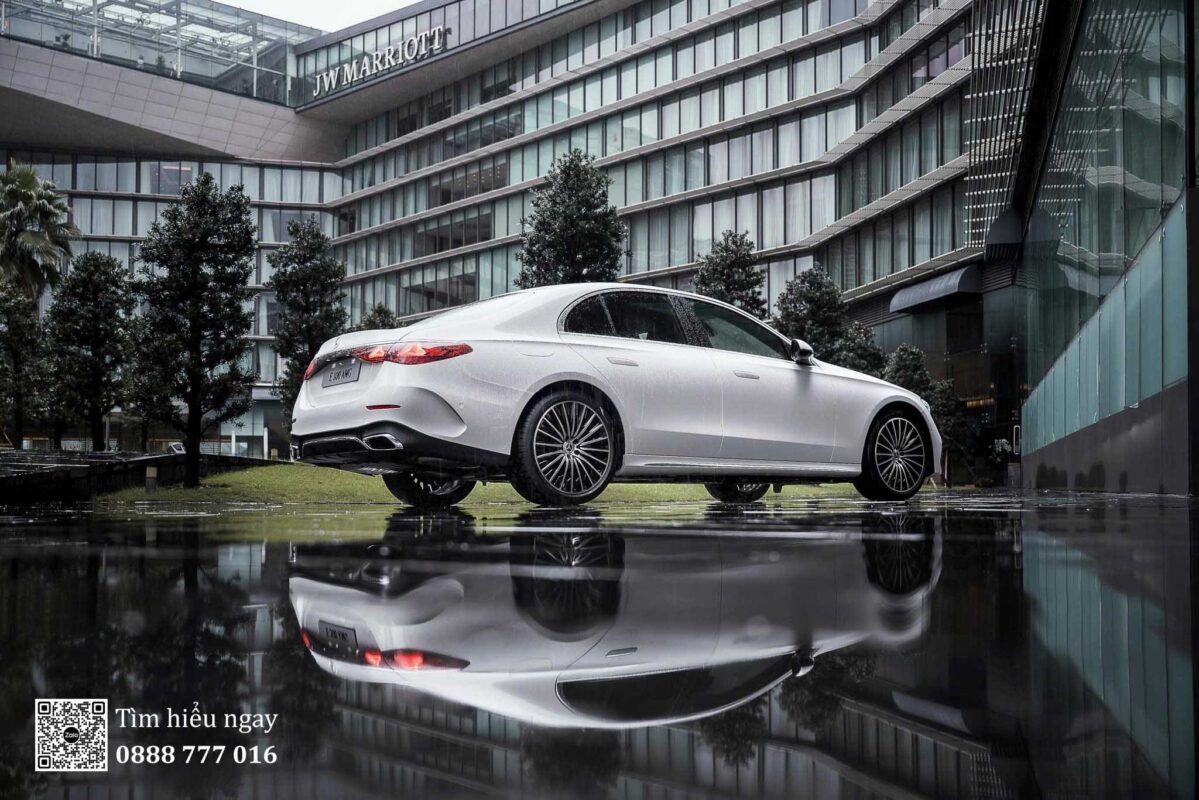 Mercedes E300 AMG 