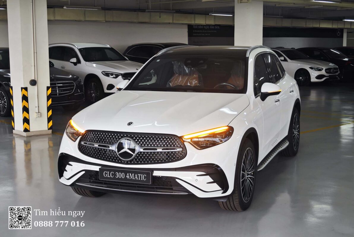 Mercedes GLC 300 Màu Trắng