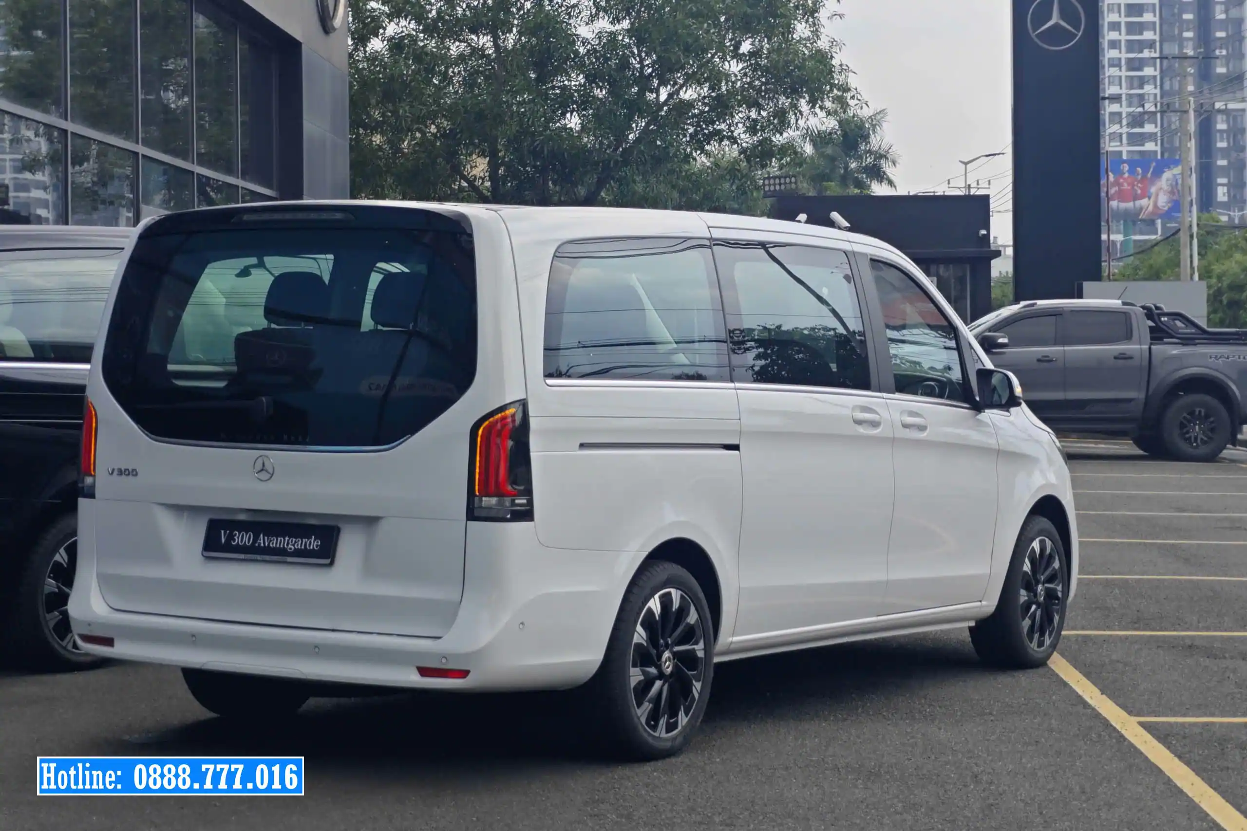 V300-Avantgarde-05 V300 Avantgarde Màu Trắng