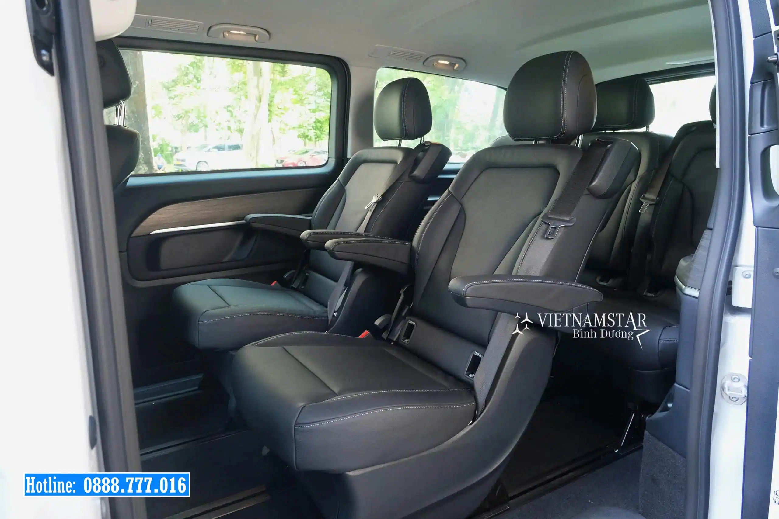 V300-Avantgarde-11 V300 Avantgarde Nội Thất Đen