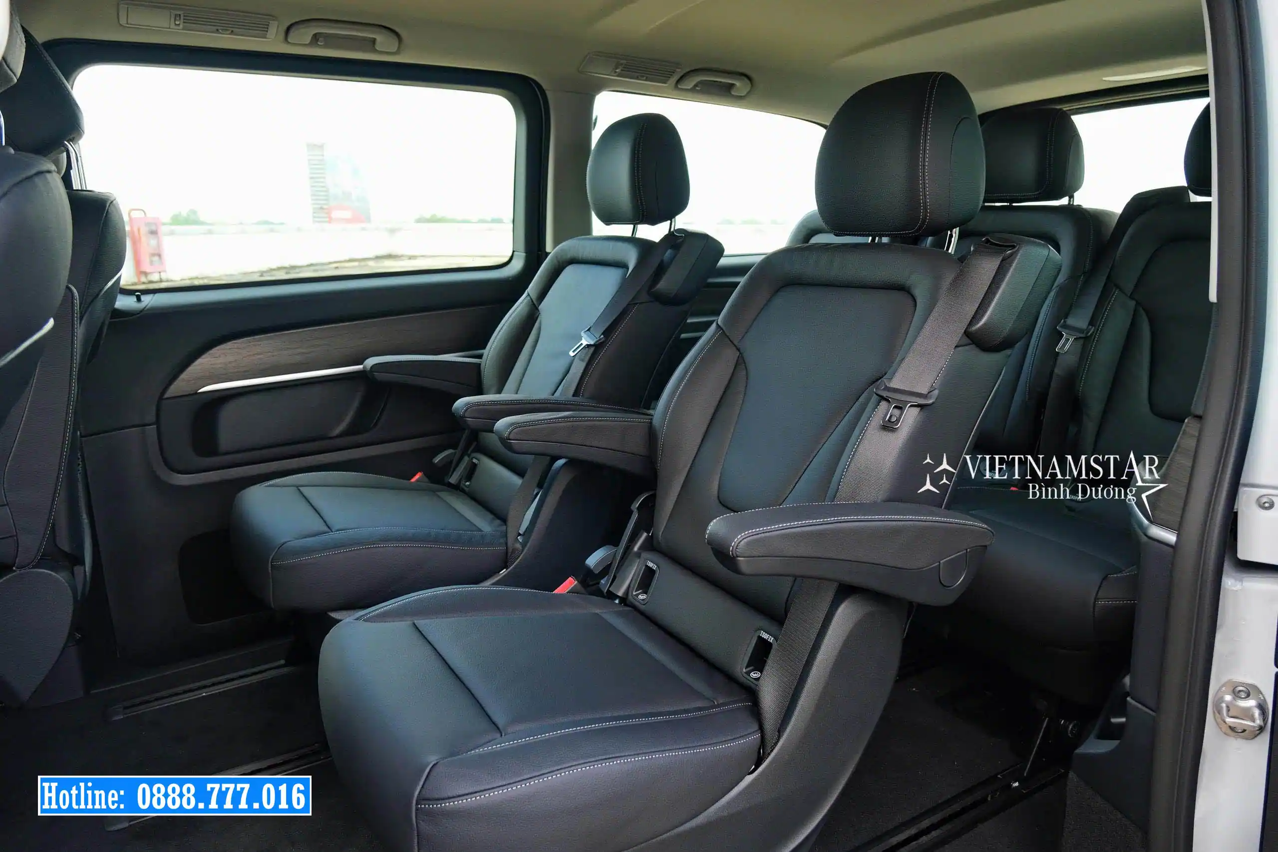 V300-Avantgarde-15 V300 Avantgarde Nội Thất Đen