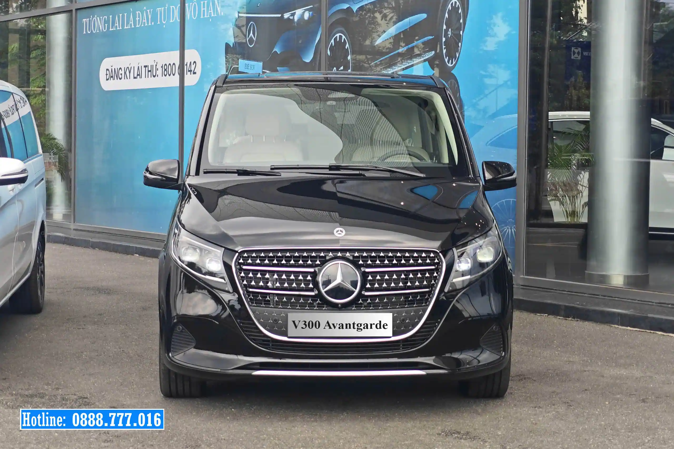 V300-Avantgarde-16 V300 Avantgarde Màu Đen