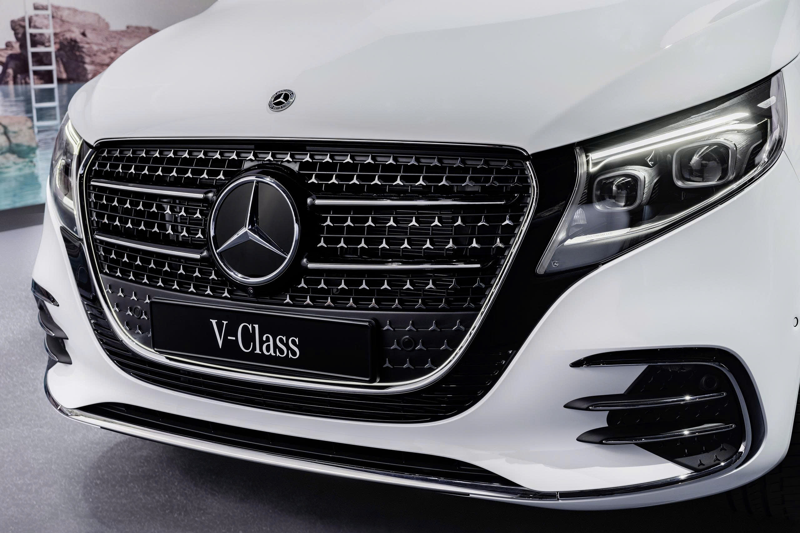 Ngoại Thất V300 AMG