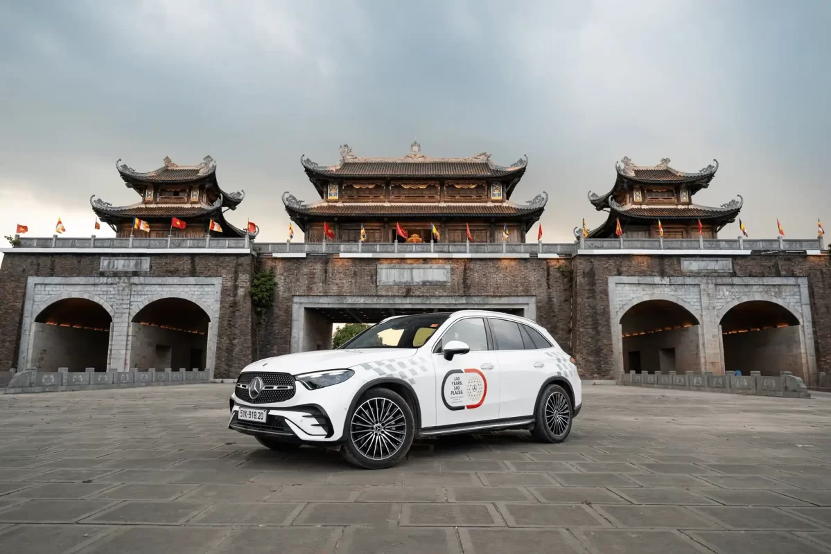 GLC 300 tại chặn Ninh Bình
