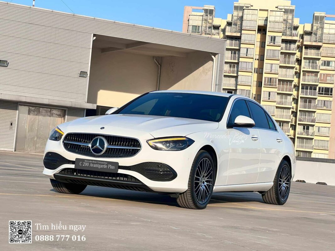 Mercedes C200 plus 2026
