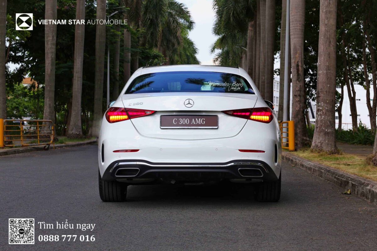 Mercedes C300 Màu Trắng